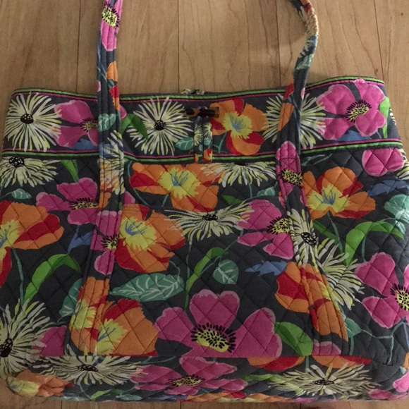 Vera Bradley Tote - Picture 2 of 3